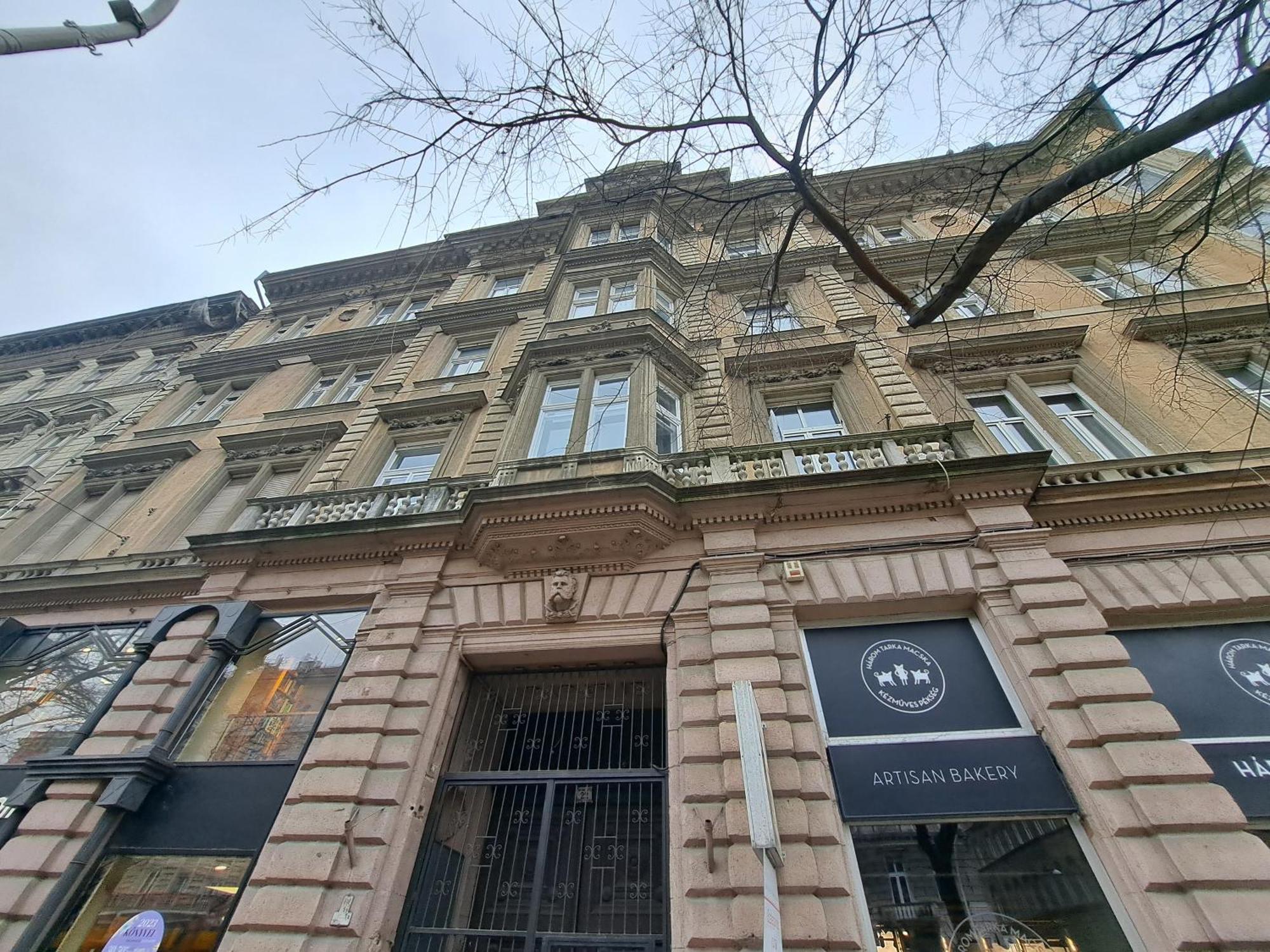 A & E Apartment Budapeste Exterior foto
